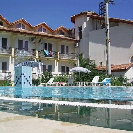 Junior Ozalp Dalyan Exterior foto